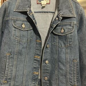 Women’s Light Blue Denim Jacket